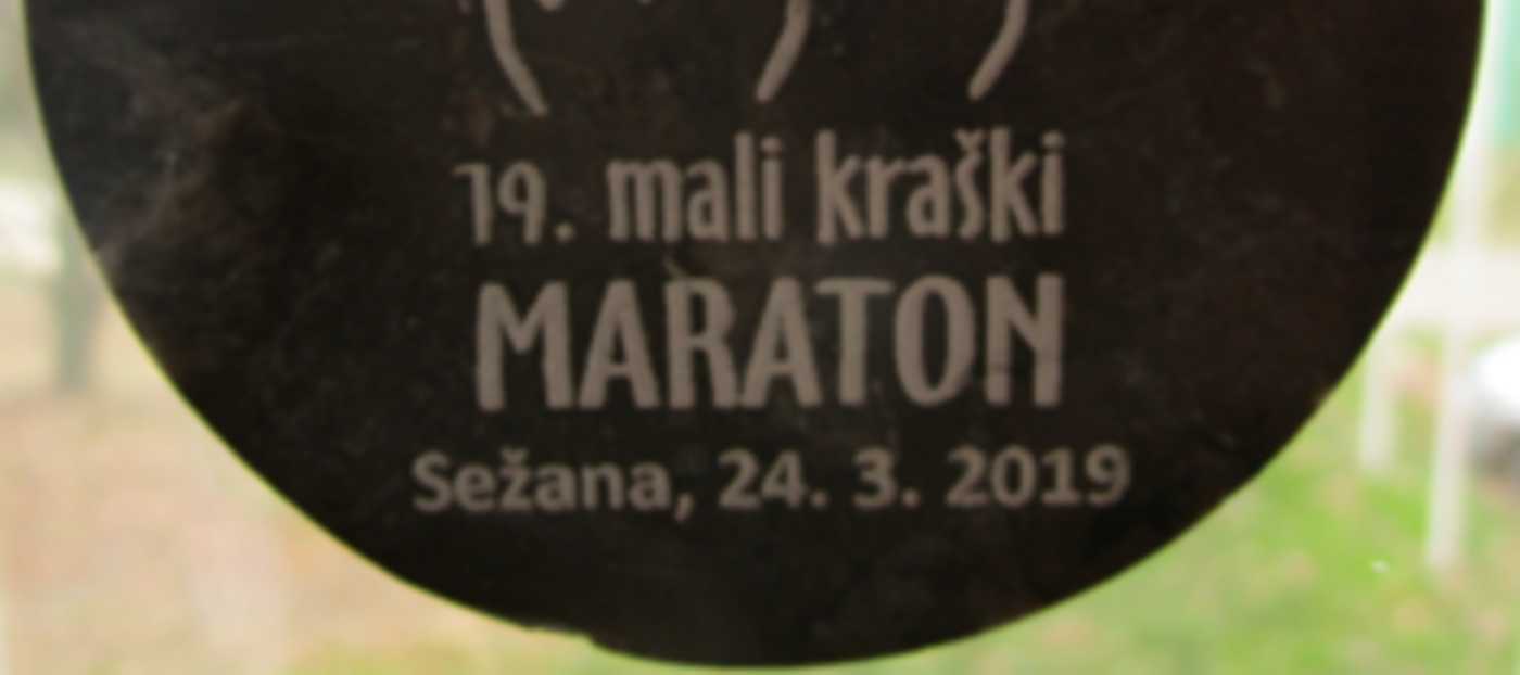 Tek skozi kraške gmajne in vasi