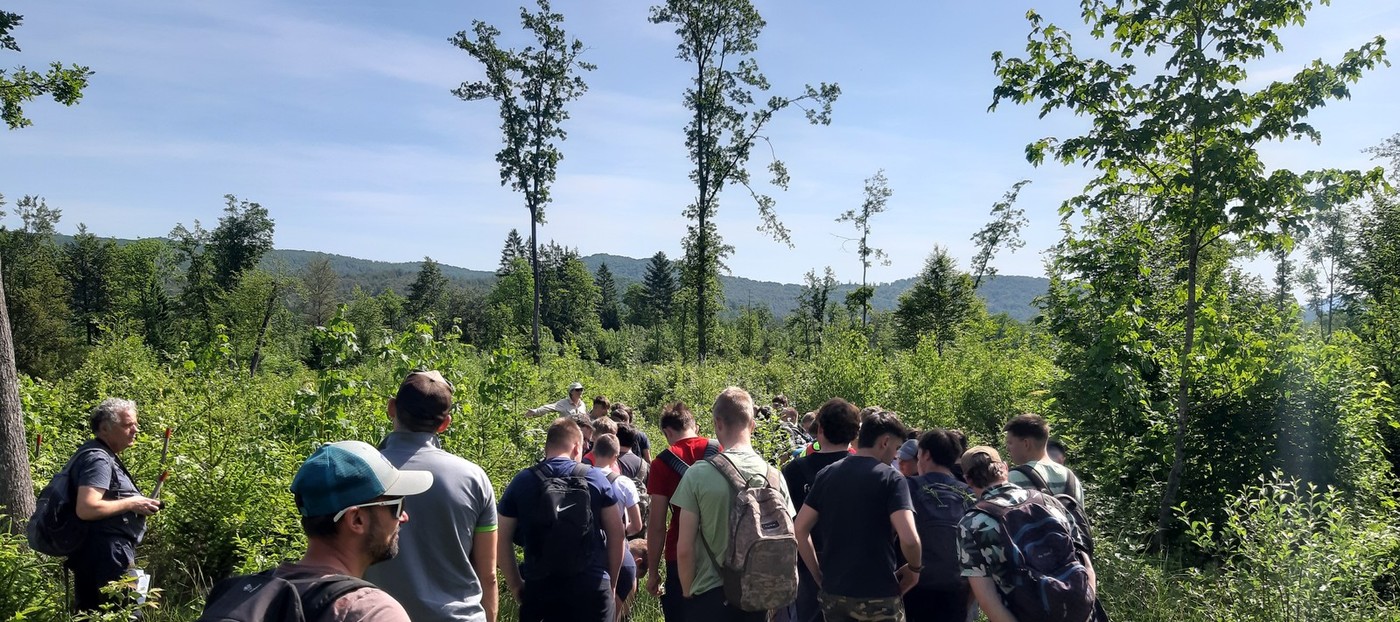 Ogled pilotnega območja v Dolnjih Ložinah (LIFE IP CARE4CLIMATE)